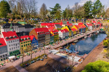 Bilund, Danimarka - 30 Nisan 2017: Minyatür Legoland, Bilund içinde