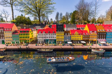 Bilund, Danimarka - 30 Nisan 2017: Minyatür Legoland, Bilund içinde