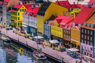Bilund, Danimarka - 30 Nisan 2017: Minyatür Legoland, Bilund içinde