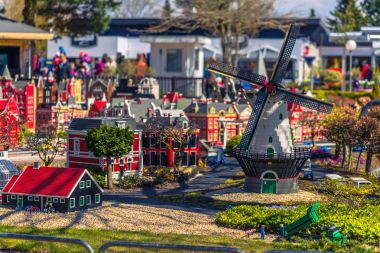 Bilund, Danimarka - 30 Nisan 2017: Minyatür Legoland, Bilund içinde