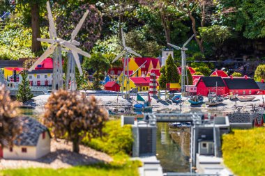 Bilund, Danimarka - 30 Nisan 2017: Minyatür Legoland, Bilund içinde