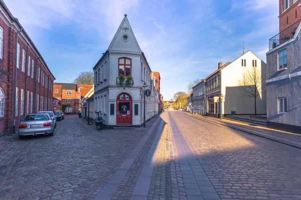 Ribe, Dania - 30 kwietnia 2017 r.: Stare miasto Ribe — Zdjęcie stockowe