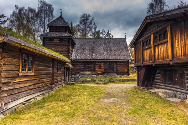 Lillehammer, Norway - May 13, 2017: Traditional houses in Maihaugen — Stock Photo, Image