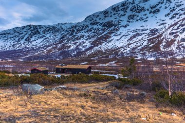 Oppland, Norveç - 14 Mayıs 2017: Oppland donmuş manzara