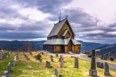 Reinli, Norveç - 13 Mayıs 2017: Çıta Reinli Kilisesi, Norveç