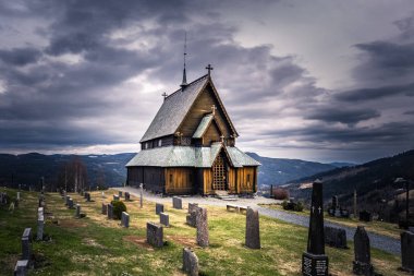 Reinli, Norveç - 13 Mayıs 2017: Çıta Reinli Kilisesi, Norveç