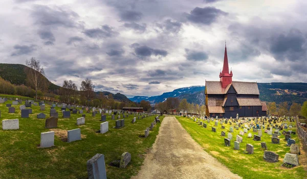 Ringebu, Noruega - 13 de maio de 2017: Ringebu Stave Church, Noruega — Fotografia de Stock