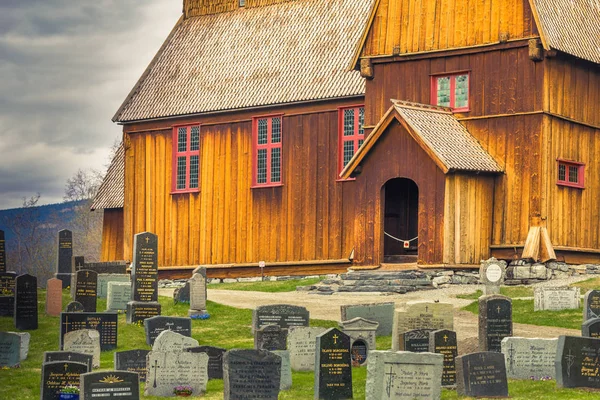 Ringebu, Noruega - 13 de maio de 2017: Ringebu Stave Church, Noruega — Fotografia de Stock