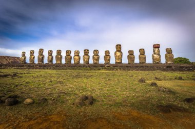 Ahu Tongariki, Paskalya Adası - 10 Temmuz 2017: Tongariki Moai altar