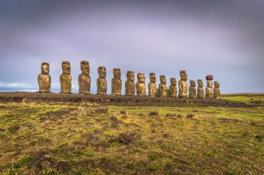 Ahu Tongariki, Paskalya Adası - 10 Temmuz 2017: Tongariki Moai altar
