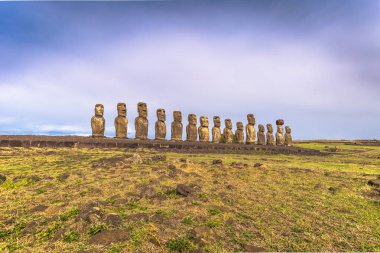 Ahu Tongariki, Paskalya Adası - 10 Temmuz 2017: Tongariki Moai altar