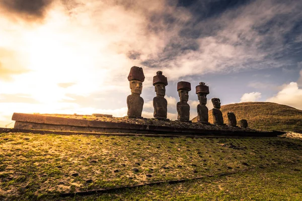 Orongo, Paskalya Adası - 11 Temmuz 2017: Motu ada nui, çevre Orongo, Paskalya Adası