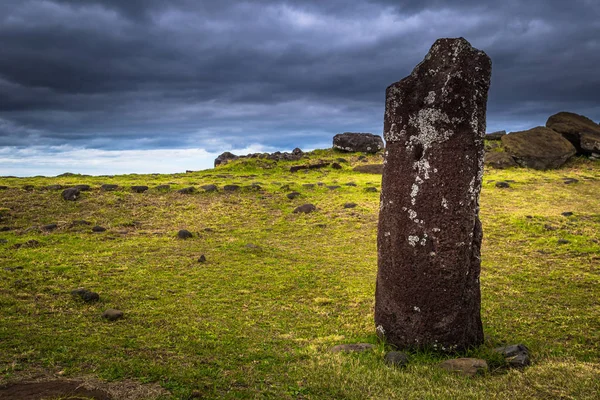 Ahu Vinapu, Paskalya Adası - 11 Temmuz 2017: Ahu Vinapu, Paskalya Adası, kutsal yer