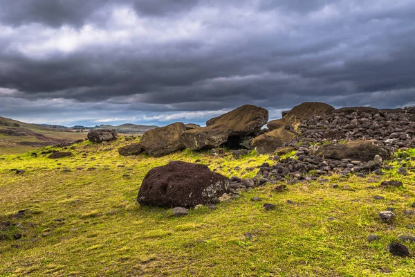 Ahu Vinapu, Easter Island - July 11, 2017: Sacred site of Ahu Vinapu, Easter Island — Stock Photo, Image