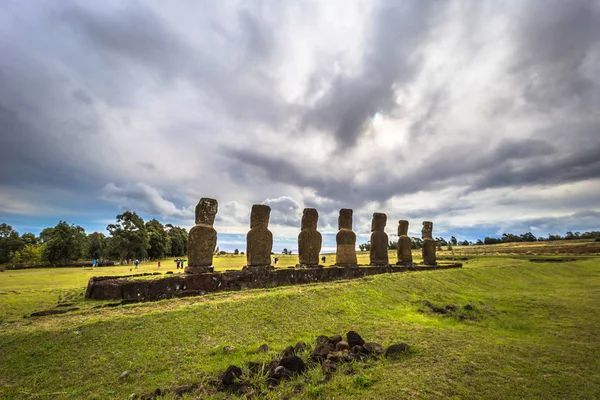 Ahu Akivi, Paskalya Adası - 11 Temmuz 2017: Ahu Akivi Moai altar