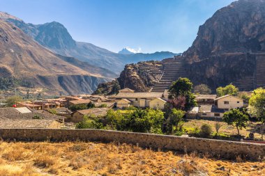 Kutsal vadi, Peru - 02 Ağustos 2017: Ollantayt eski sitenin