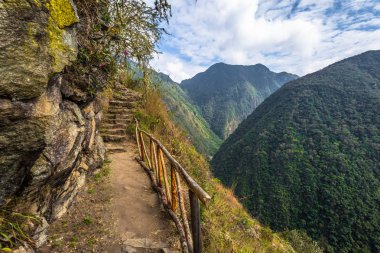 Inca Trail, Peru - 03 Ağustos 2017: Tabiat Manzarası Inca t