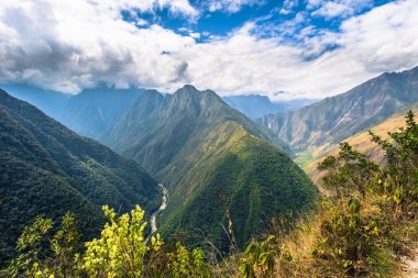 Inca Trail, Peru - 03 Ağustos 2017: Tabiat Manzarası Inca Trail, Peru