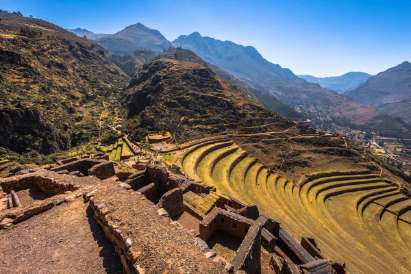 Posvátné údolí, Peru - 02 srpna 2017: Starodávné ruiny Pisac v — Stock fotografie