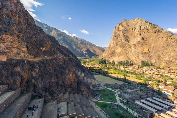Kutsal vadi, Peru - 02 Ağustos 2017: Ollantayt eski sitenin
