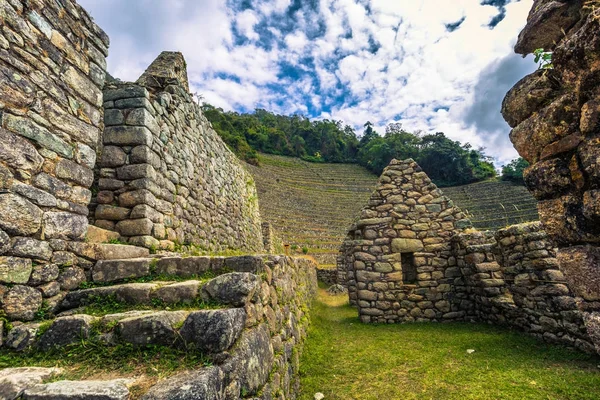 Inca Trail, Peru - August 03, 2017: Ancient ruins of Winay Wayna — Stock Photo, Image
