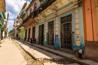 Havana, Küba - 26 Mart 2016: Havana, Küba sokaklarında