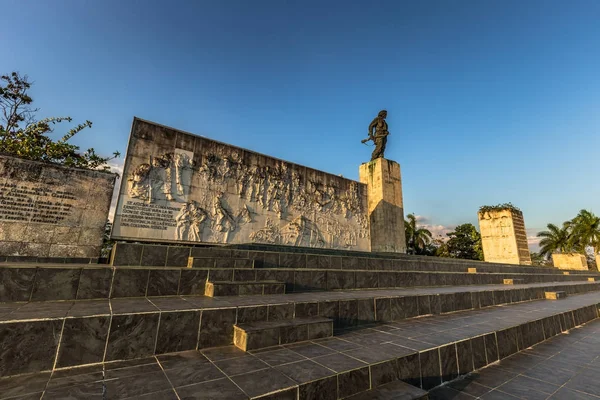 Santa Clara, Cuba - 02 April 2016: Che Guevara memorial in Sant — Stockfoto