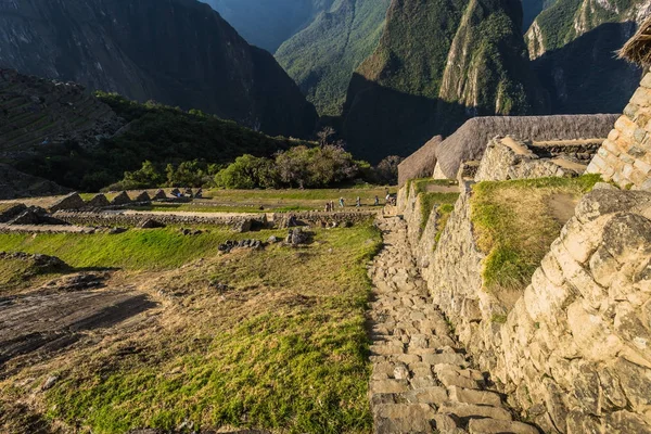 Machu Picchu, Peru - 03 srpna 2017: Starodávné ruiny Machu Pic — Stock fotografie