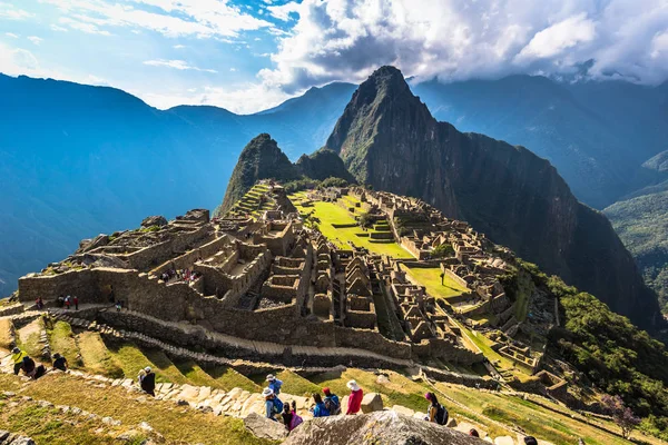 Machu Picchu, Peru - 03 srpna 2017: Starodávné ruiny Machu Pic — Stock fotografie