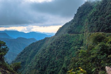 Ölüm yolu - 25 Temmuz 2017: Yungas road, panoramik o