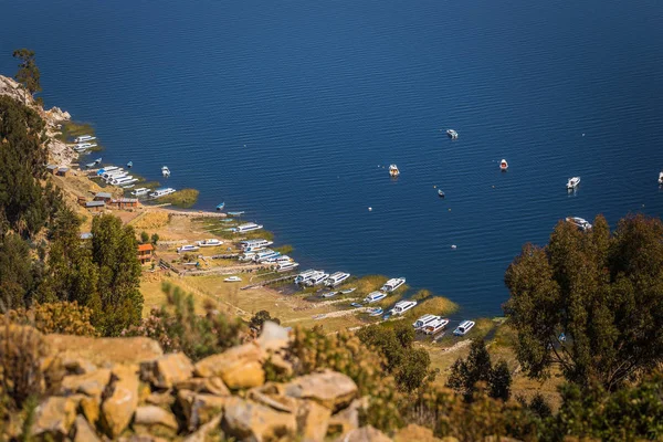 Sun Island - 28 de julho de 2017: Vista panorâmica da Sun Island no lago — Fotografia de Stock