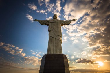 Rio de Janeiro - 19 Haziran 2017: İsa kurtarıcı Corcovado içinde