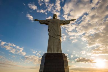 Rio de Janeiro - 19 Haziran 2017: İsa kurtarıcı Corcovado içinde