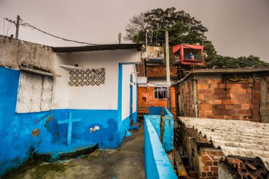 Rio de Janeiro - 21 Haziran 2017: Santa M Favela sokaklarında