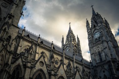 Quito - 17 Ağustos 2018: Quito Ulusal oy Bazilikası,