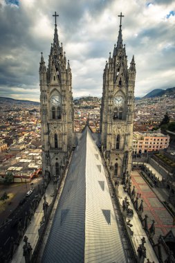 Quito - 17 Ağustos 2018: Quito Ulusal oy Bazilikası,