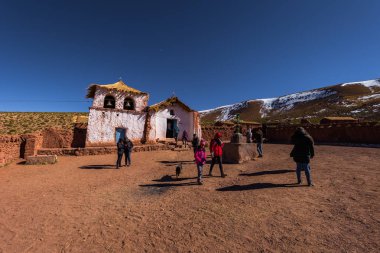 Atacama Çölü, Şili - kilise Machuca köy içinde 