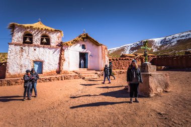 Atacama Çölü, Şili - kilise Machuca köy içinde 