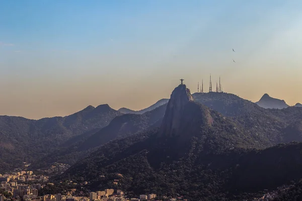 Rio de Janeiro - 19 de junho de 2017: Cristo Redentor visto de Su — Fotografia de Stock