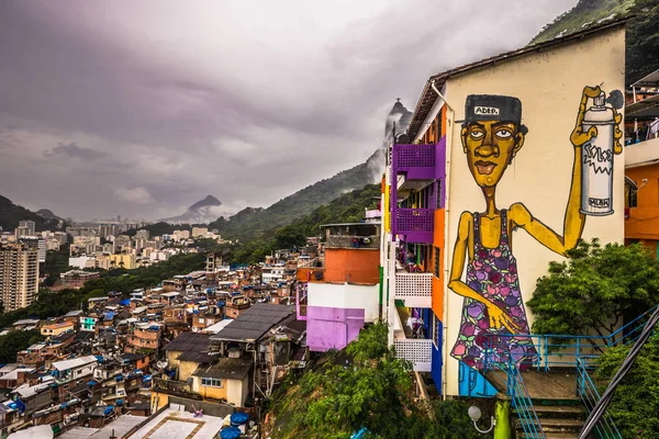 Rio de Janeiro - 21 juni 2017: Panorama över Favela av Santa — Stockfoto