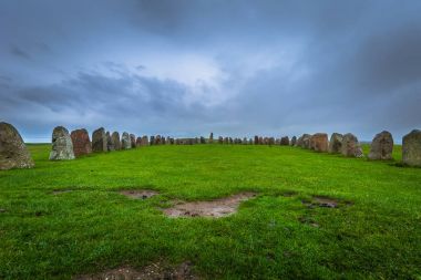 ALES Stones - 22 Ekim 2017: Demir Çağı Ales içinde taşlar tarama