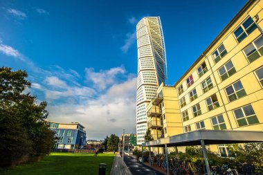 Malmö - 22 Ekim 2017: Modern dönüm M bina gövde