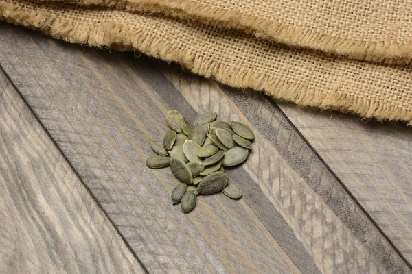 Peeled pumpkin seeds — Stock Photo, Image