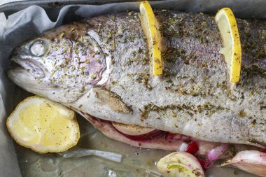 Fırında Alabalık limonlu