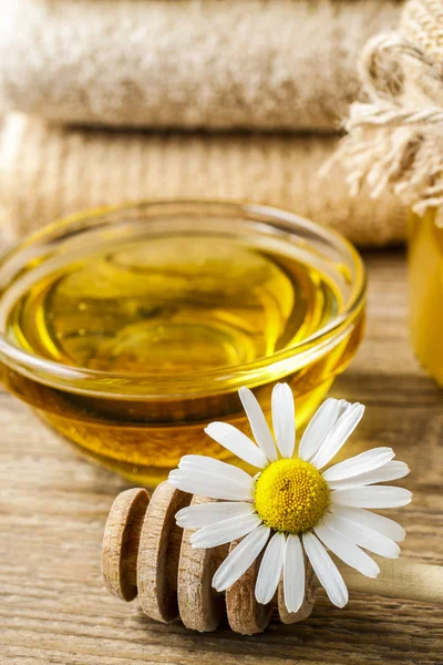 Set de spa con productos de miel — Foto de Stock