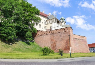 Krakow, Polonya - 26 Haziran 2016: Wawel Royal Castle, Krakow, Pola