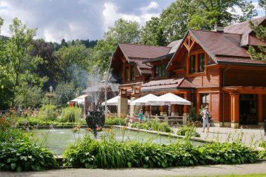 Krynica Zdroj, Polonya - 30 Temmuz 2016: Krynic şehir merkezi