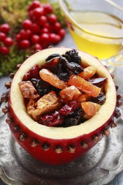 Kuruyemiş bal kırmızı Noel elma dolması