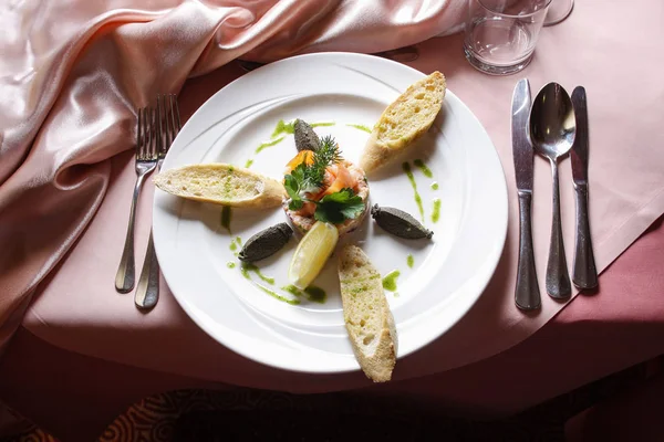 Aperitivo de salmón, plato de fiesta —  Fotos de Stock