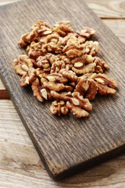 Ceviz sağlıklı tohum